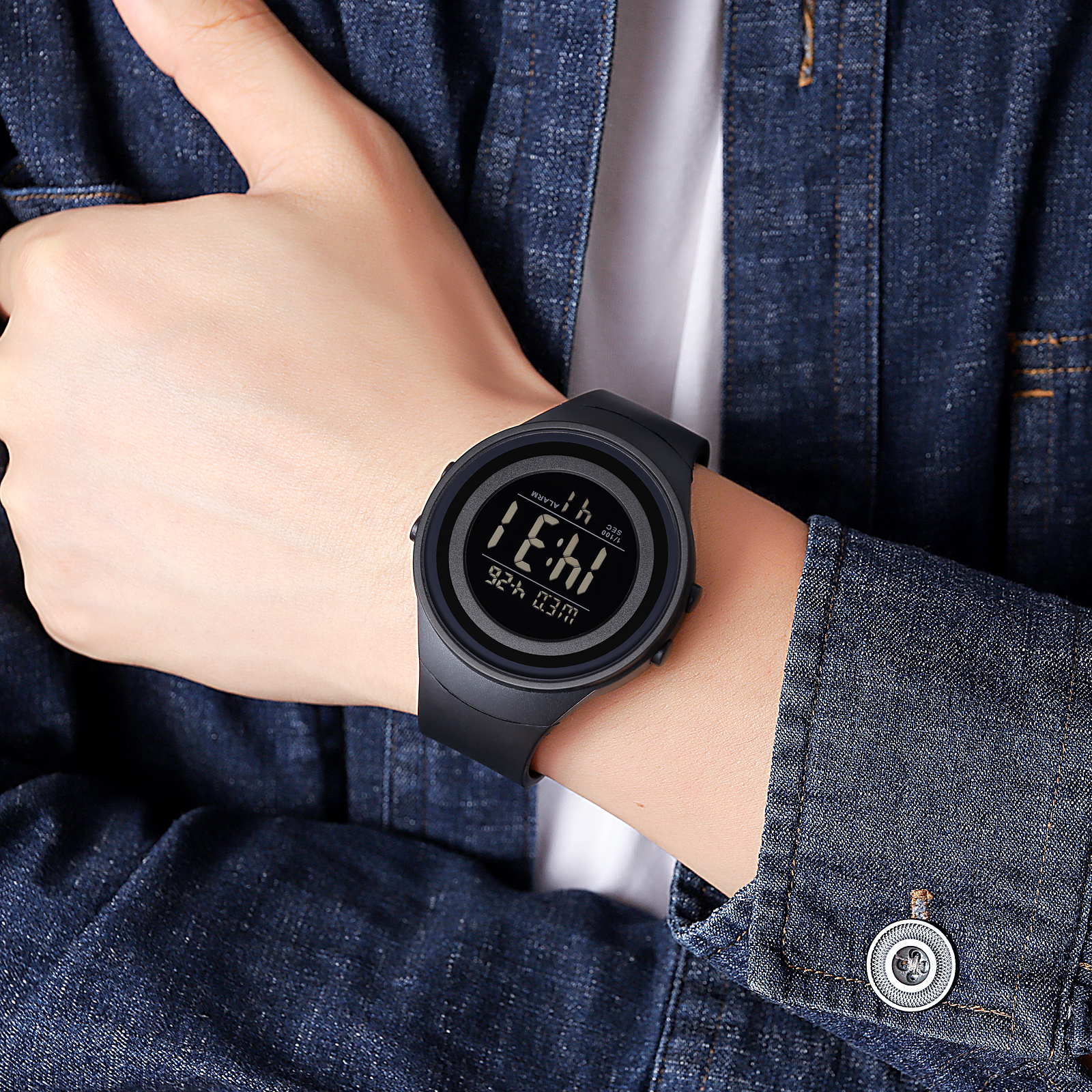 SKMEI 2093 DIGITAL SPORT WATCH