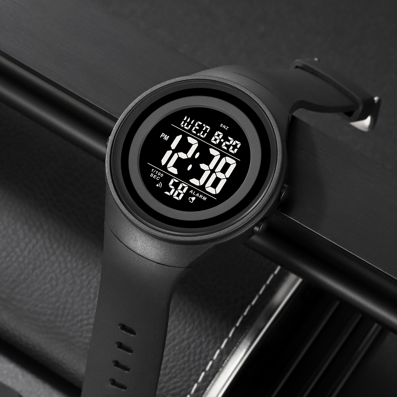 SKMEI 2093 DIGITAL SPORT WATCH