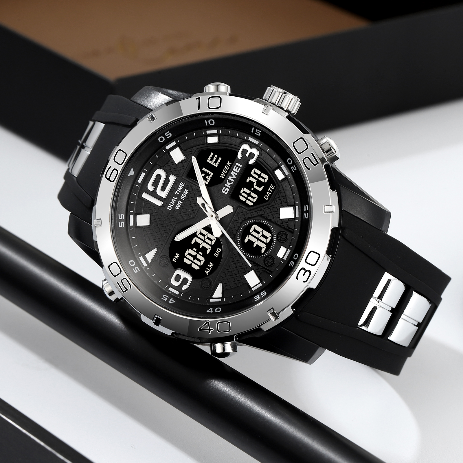 SKMEI 2102 silicon band watch