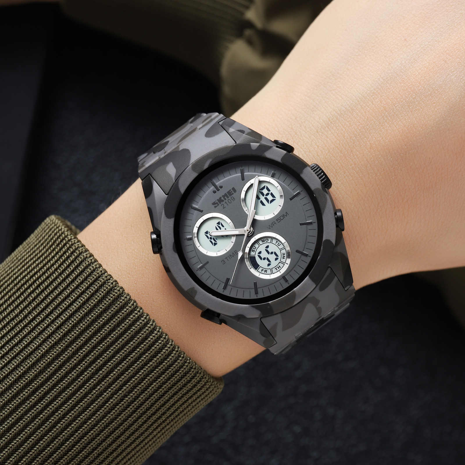 SKMEI 2109 Dual Time Watch