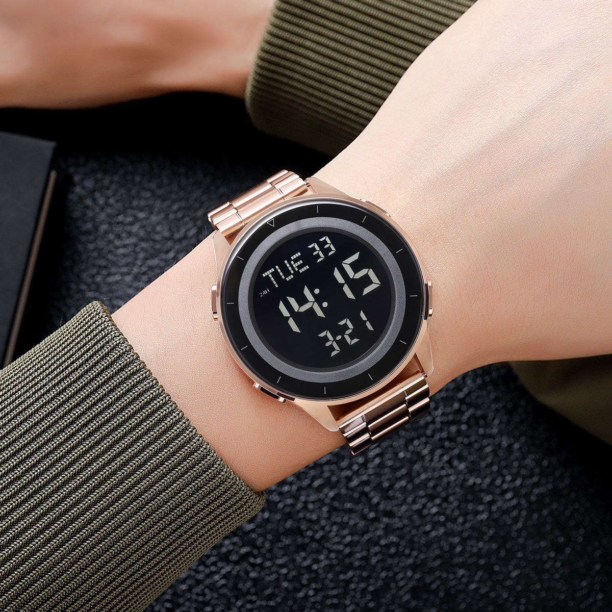 SKMEI 2167 STAINLESS STEEL BAND DIGITAL WATCH