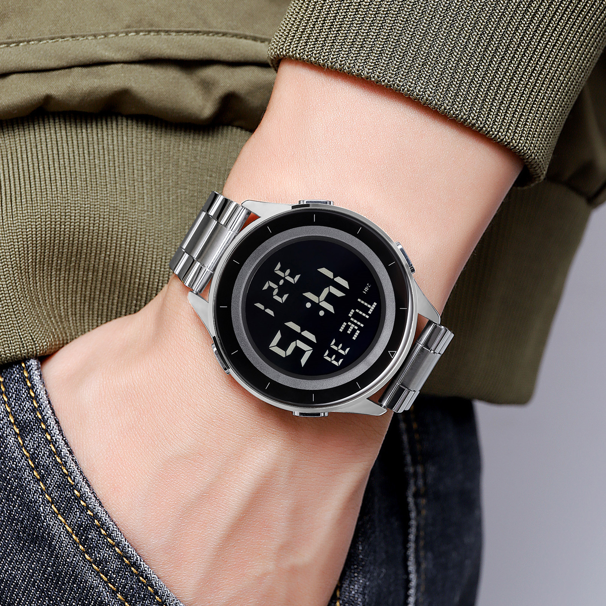 SKMEI 2167 STAINLESS STEEL BAND DIGITAL WATCH