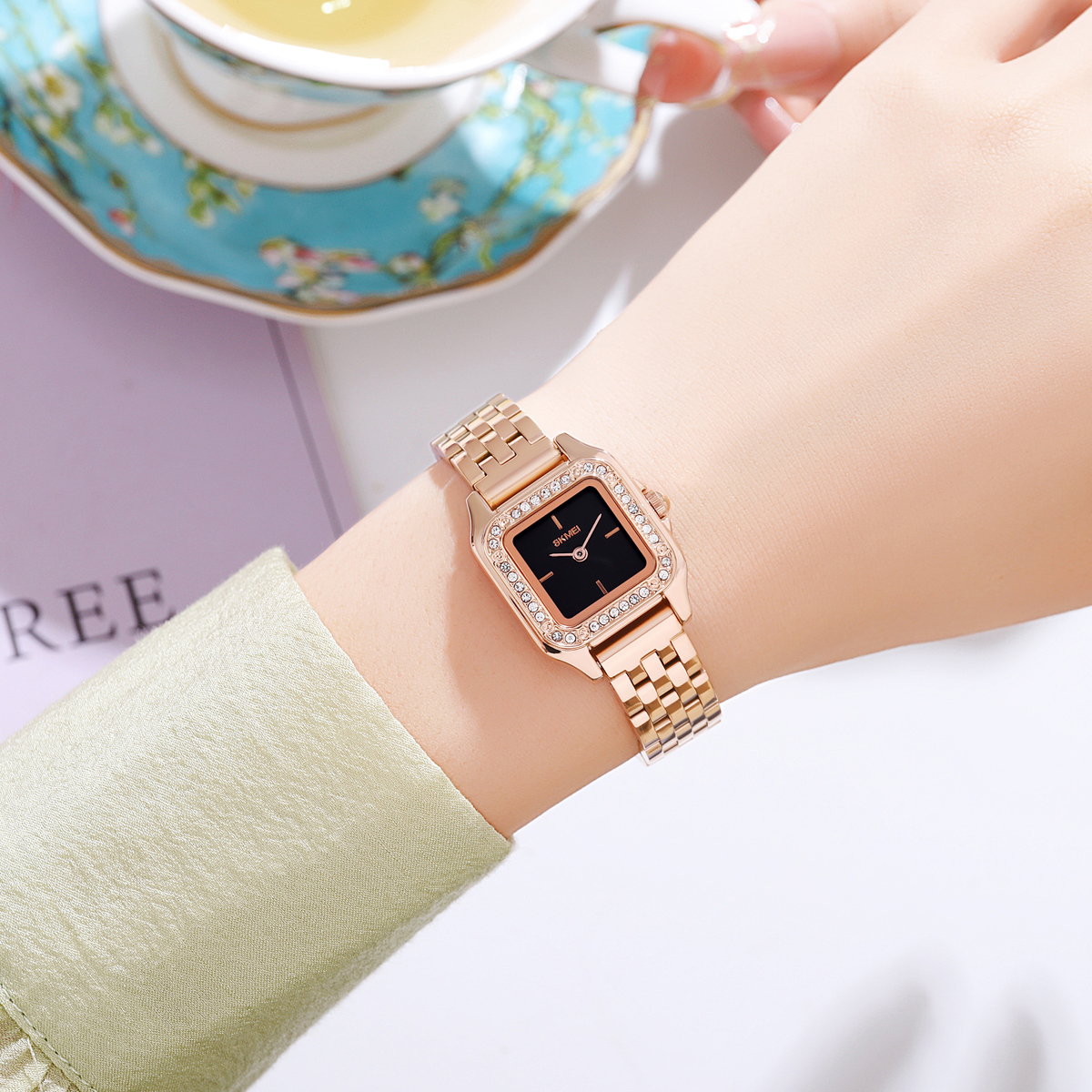 SKMEI 2181-Women fancy watches