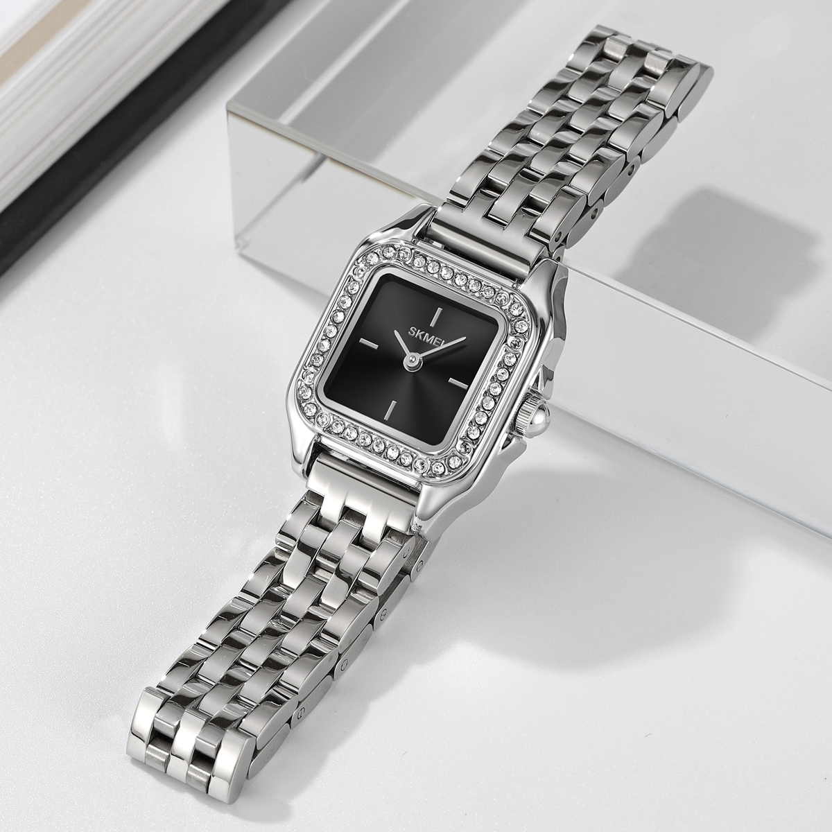 SKMEI 2181-Women fancy watches
