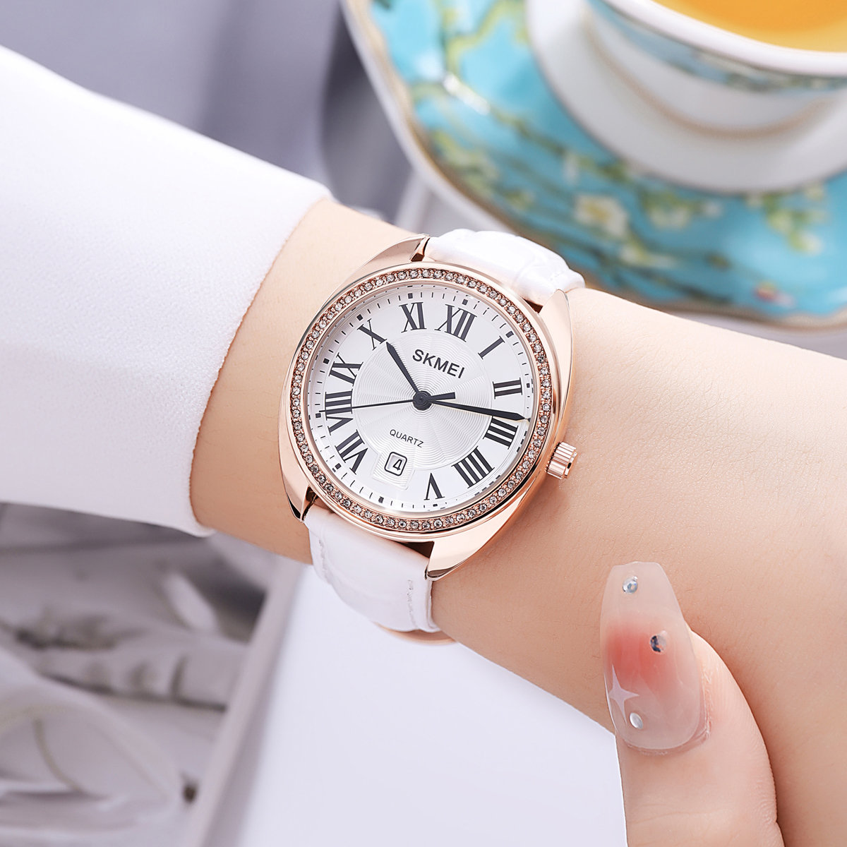 SKMEI 2183 LEATHER WOMEN WATCH