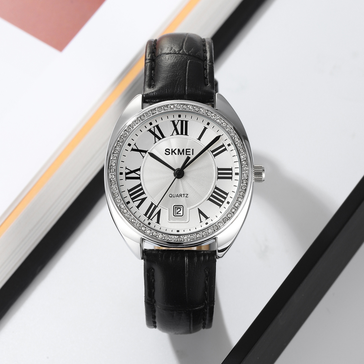 SKMEI 2183 LEATHER WOMEN WATCH
