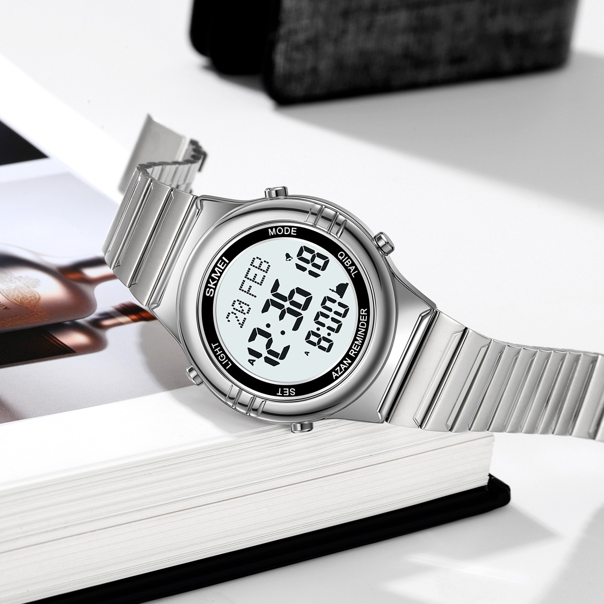 SKMEI 2200 Worship Qibla Direction Wristwatch