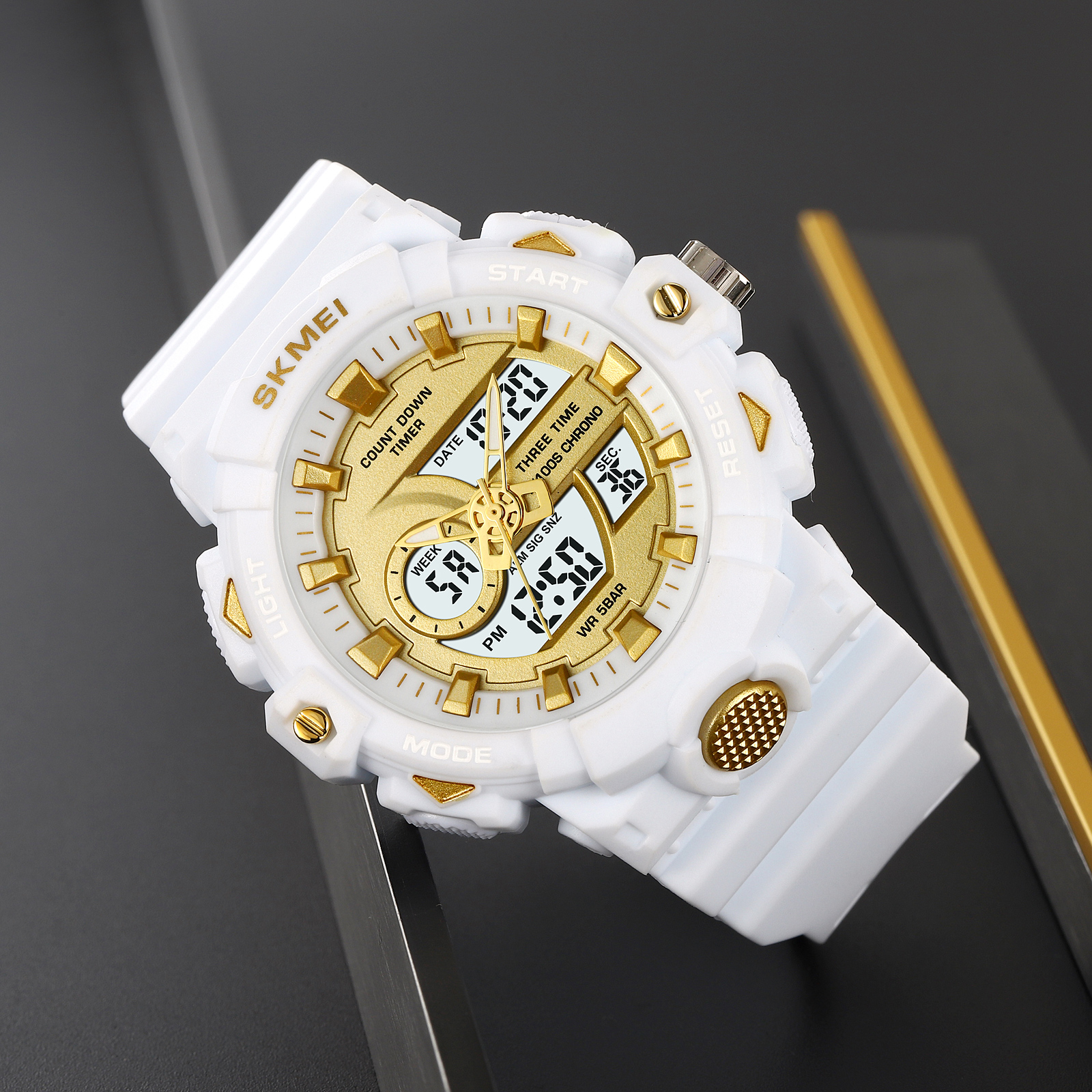 SKMEI 2225 ANALOG DIGITAL DUAL DISPLAY WATCH