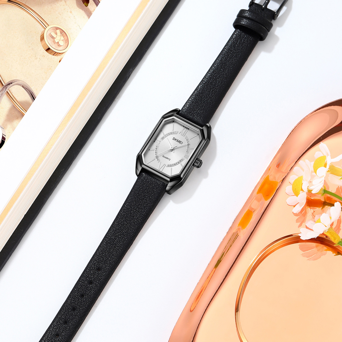 SKMEI 2238 Luxury Quartz Watch Ladies