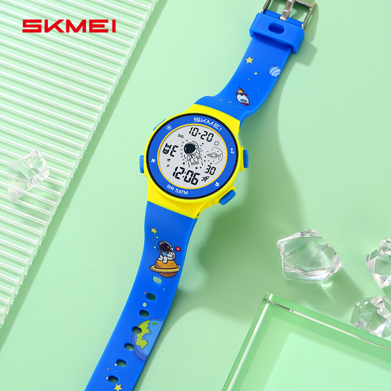 SKMEI 2267 Waterproof Gift Watch