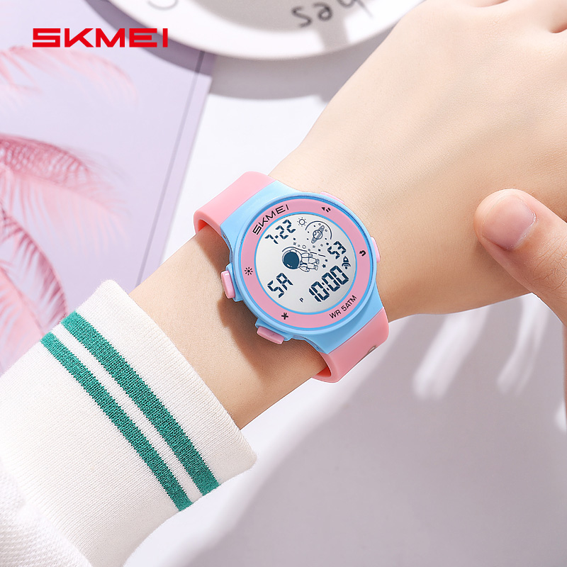 SKMEI 2267 Waterproof Gift Watch