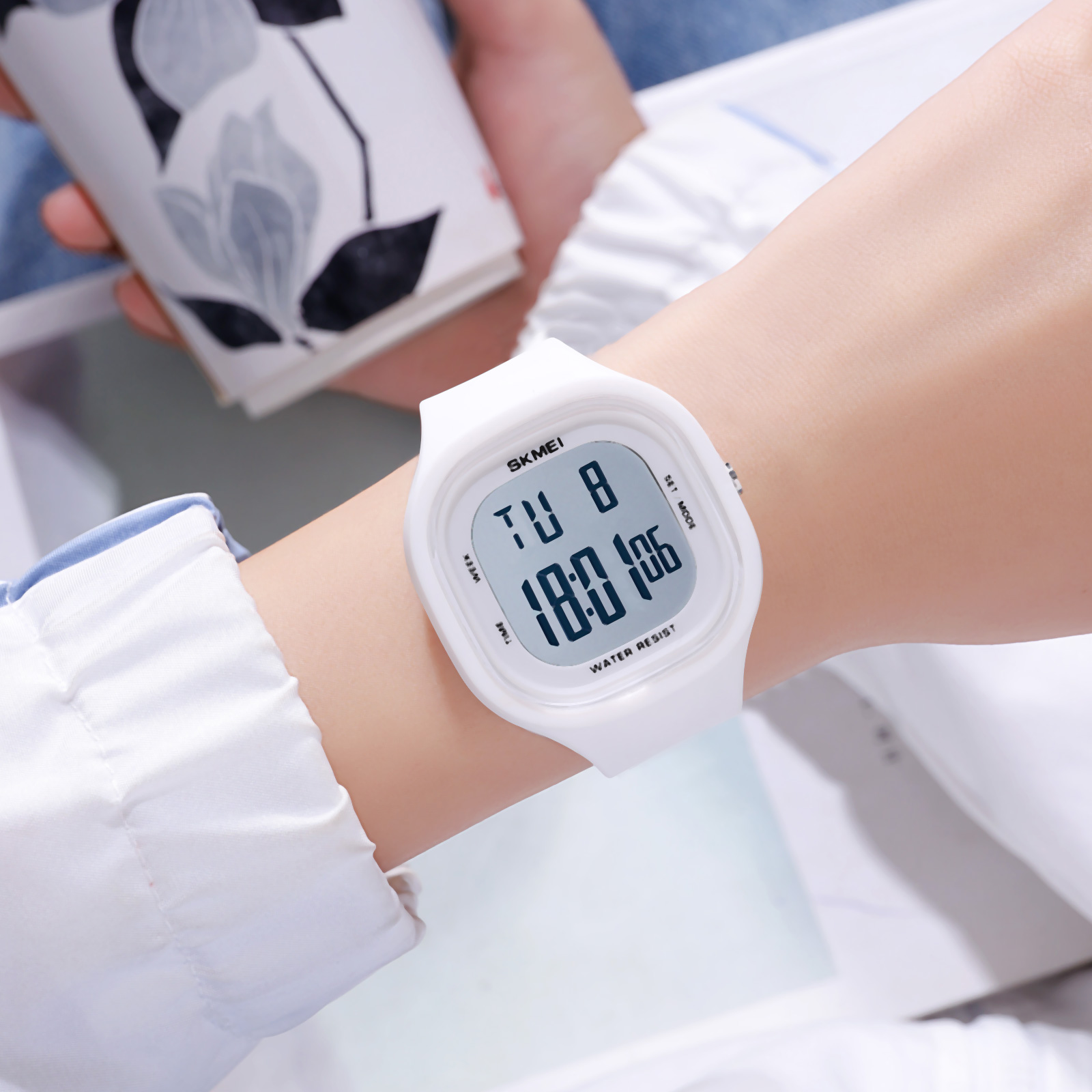 skmei 2290 new Electronic watch