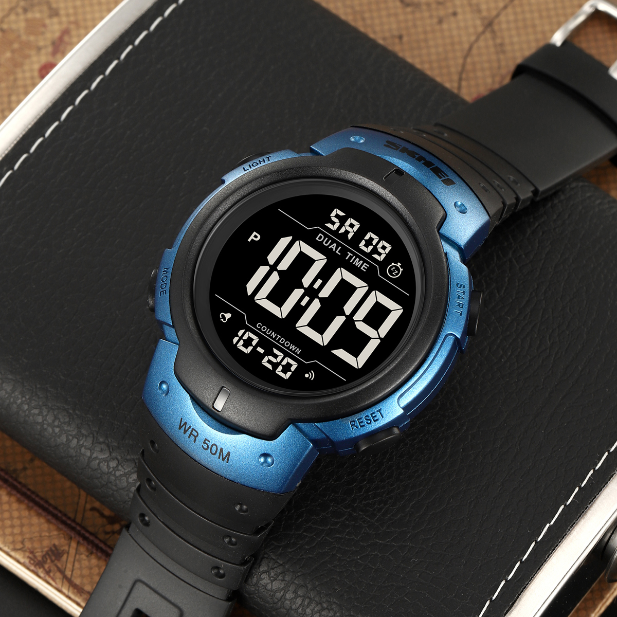 Skmei 2304 Fashion Custom Logo Man Digital Watch