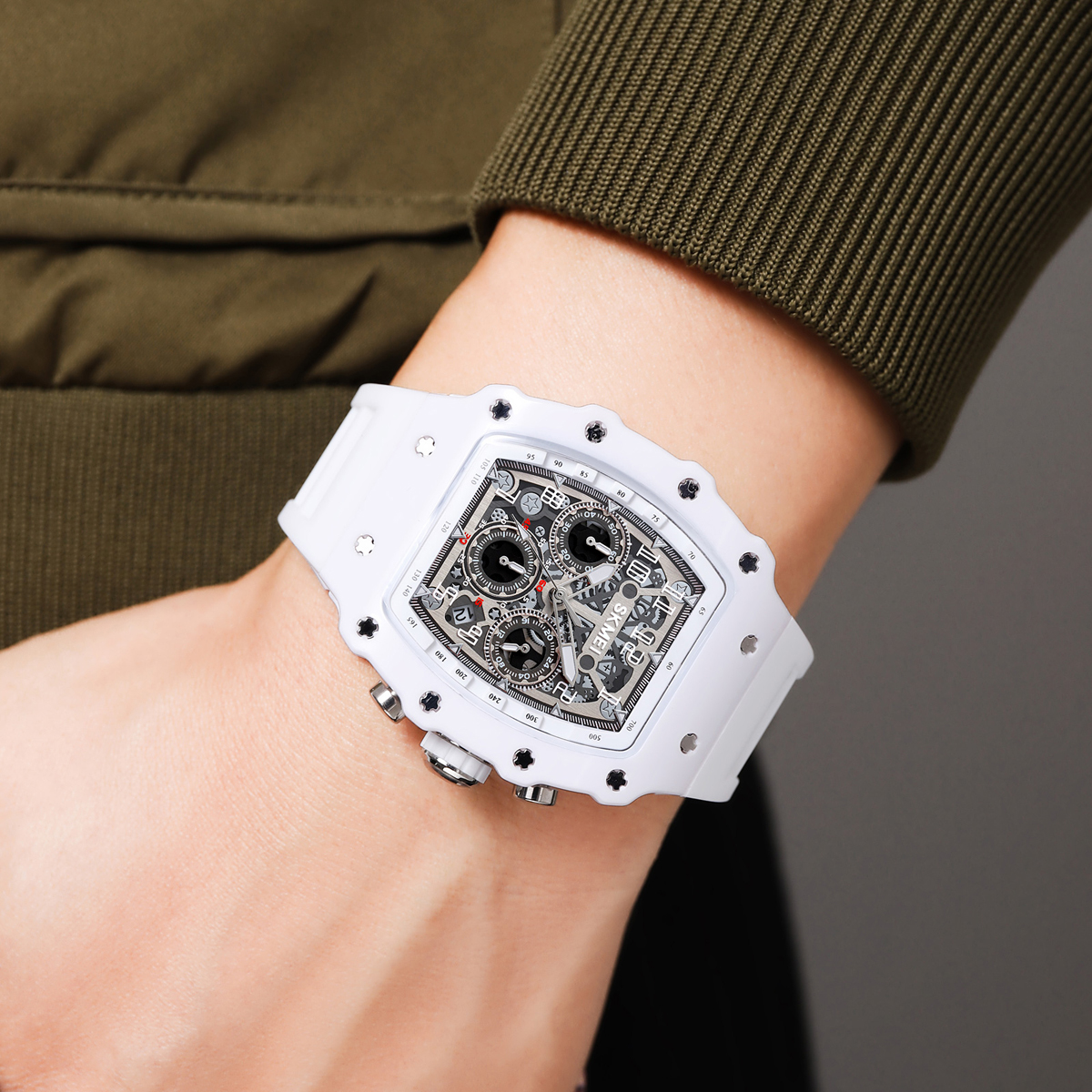 Watch Skmei 2305 Luxury Six Hands Sport Style Wristwatch Silicone Gel 5ATM Waterproof Men Quartz Watches