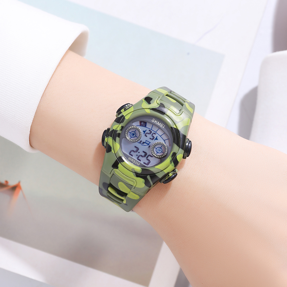 SKMEI 2309 New Fashion Multifunctional Color Digital Sports Watch
