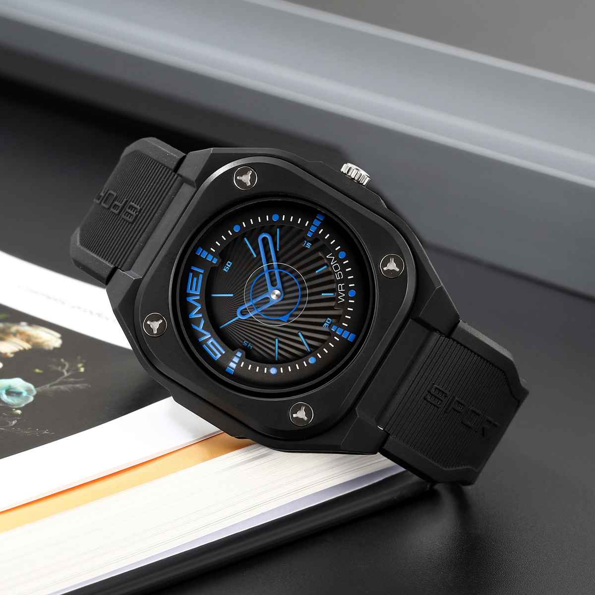 SKMEI 2329 Men's Classic Designer Sport Analog Quartz Watch