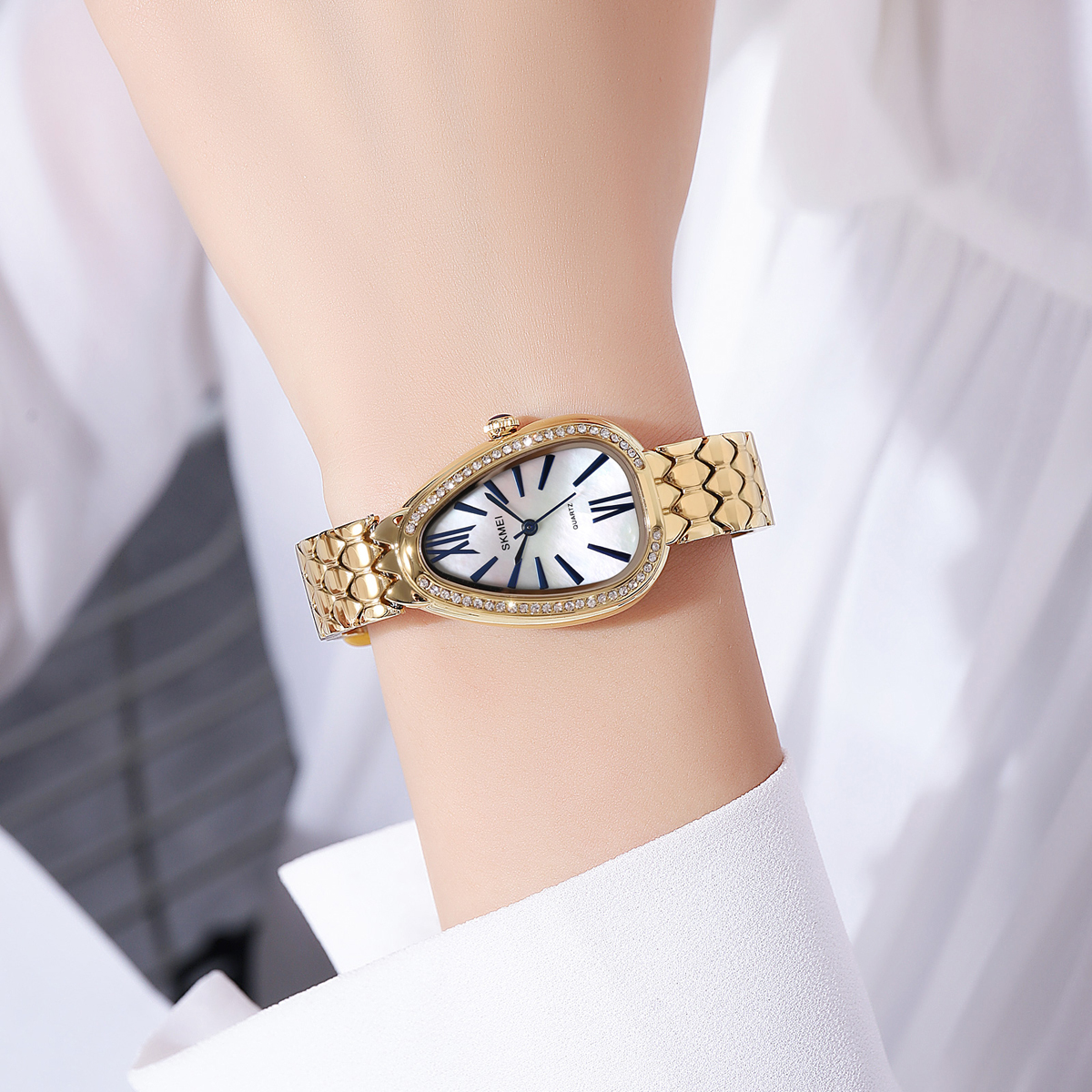 SKMEI 2331 Manufacturer Fashion Luxury Business Wholesale Lady Elegant Quartz Watch