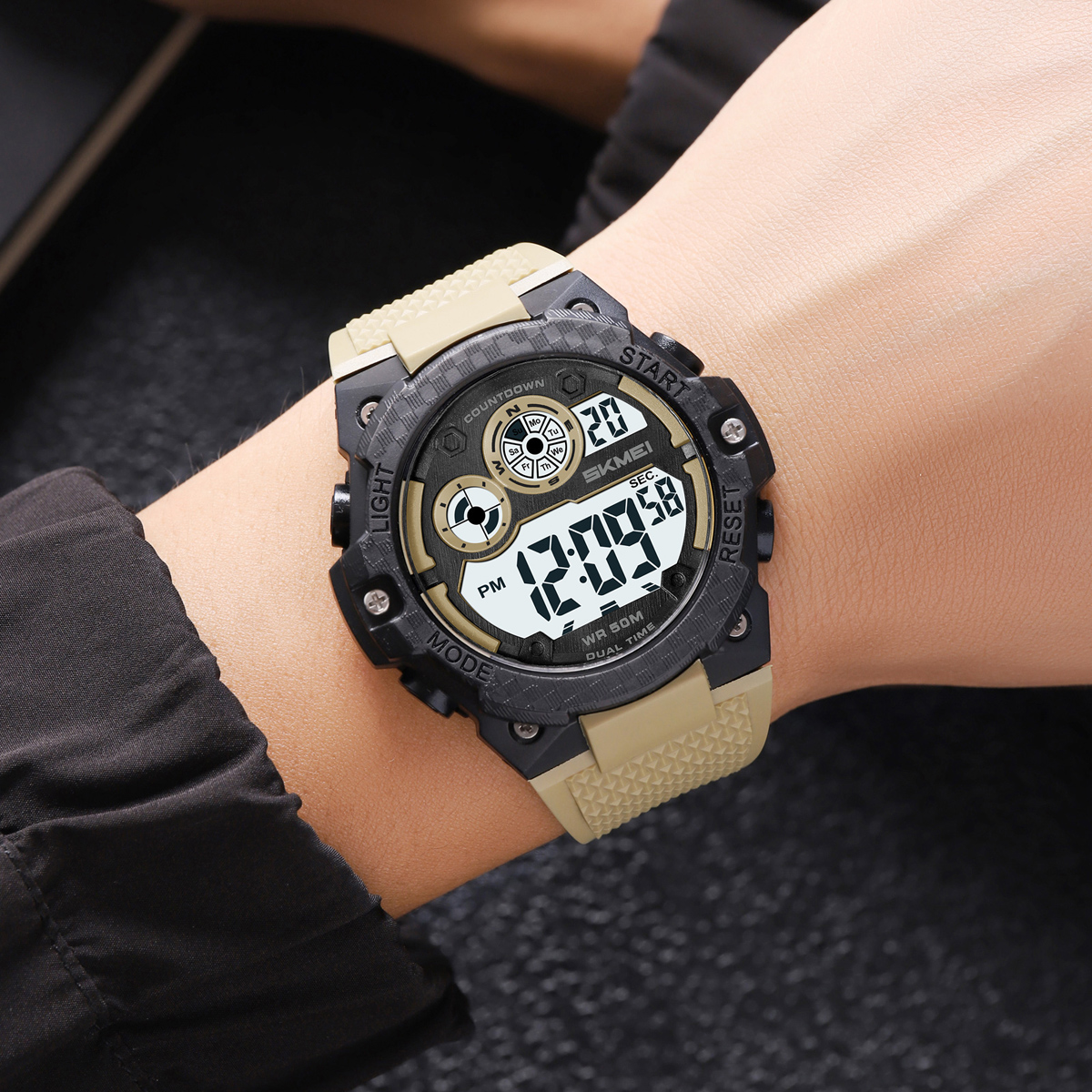 SKMEI 2337 Teenage Fashion 50m Waterproof Sport Chrono Watch 