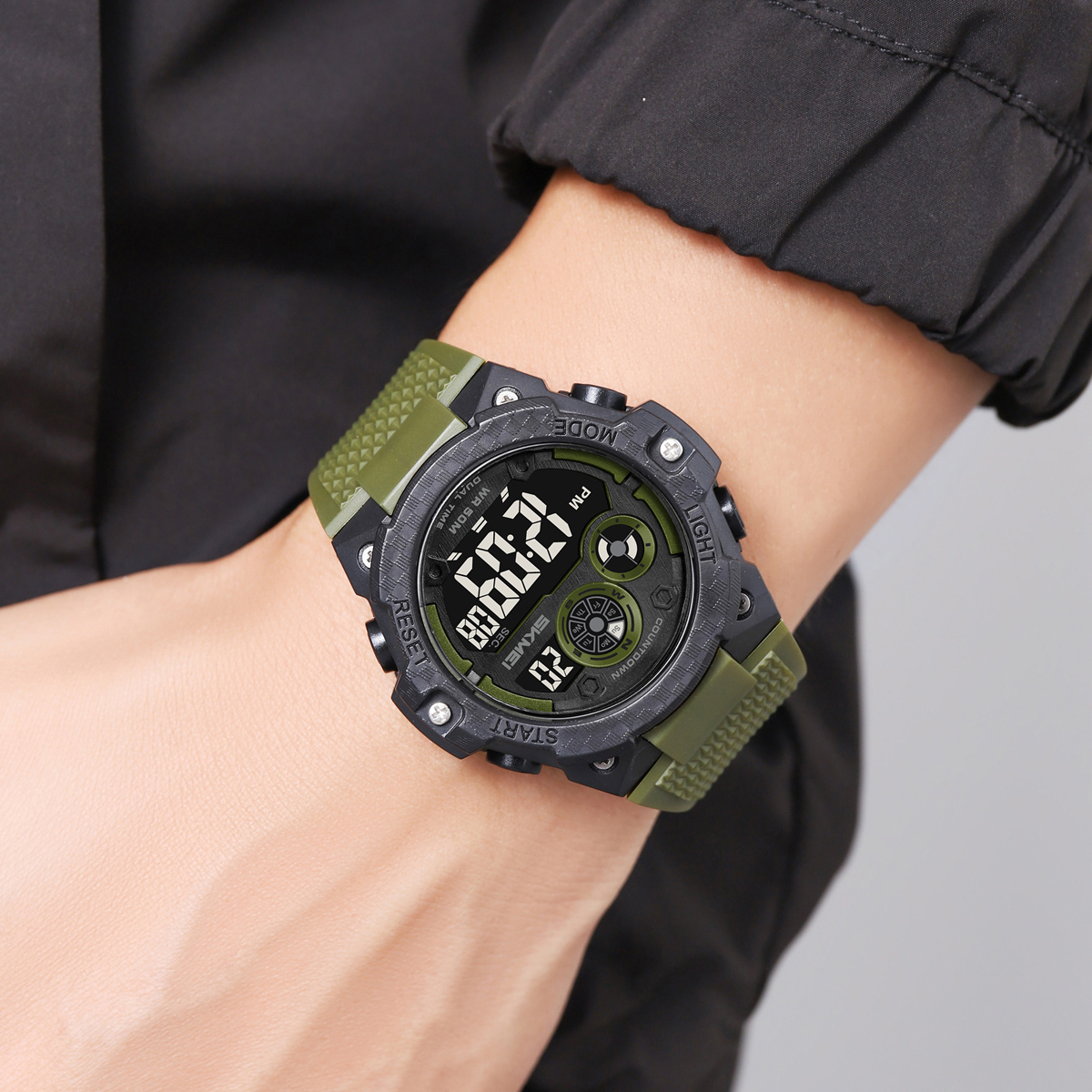 SKMEI 2337 Teenage Fashion 50m Waterproof Sport Chrono Watch 