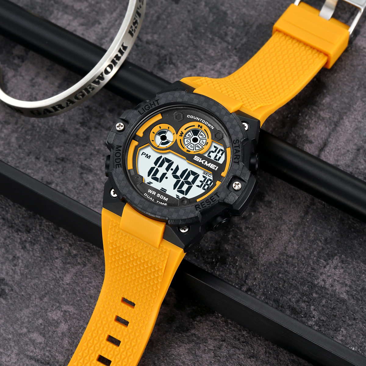 SKMEI 2337 Teenage Fashion 50m Waterproof Sport Chrono Watch 
