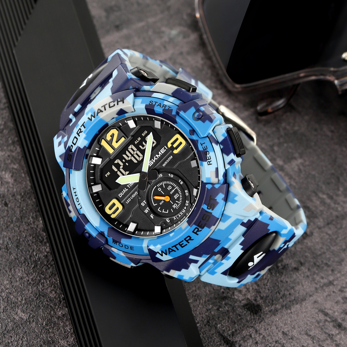 SKMEI 2341 New Design Sport Digital Watch for Men