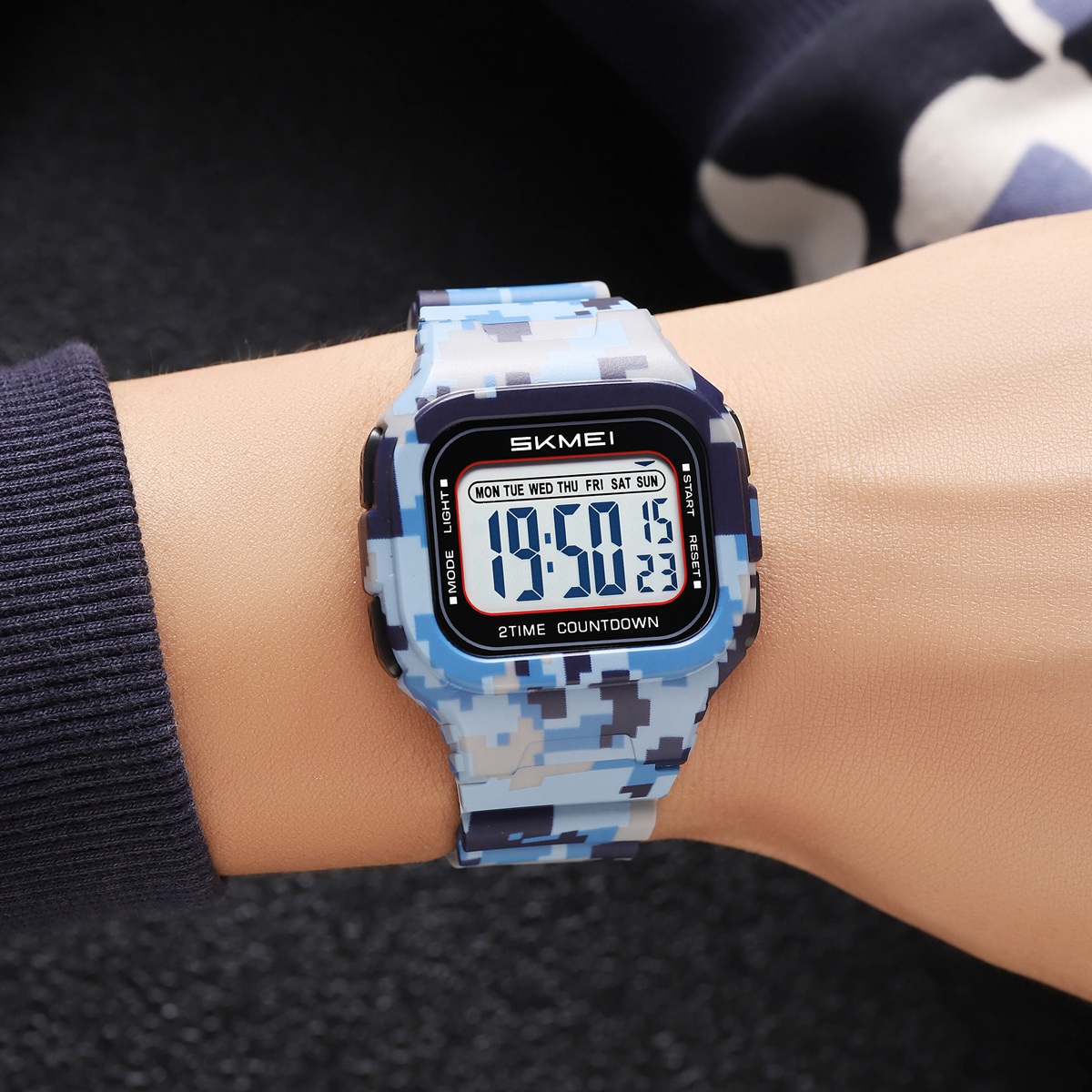 New Arrival Skmei 2343 Black Sport Digital Watch for Men