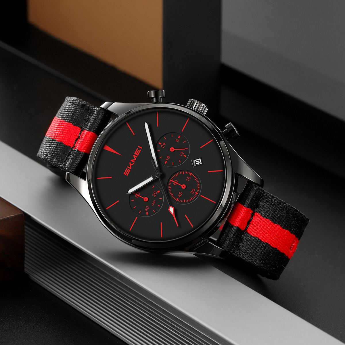 SKMEI 2367 Men's Luxury Quartz Wrist Watch