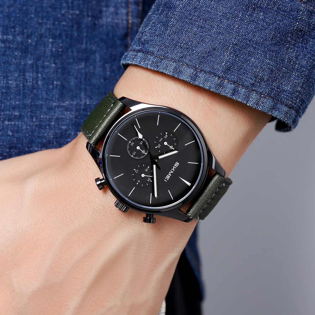 SKMEI 2367 Men's Luxury Quartz Wrist Watch