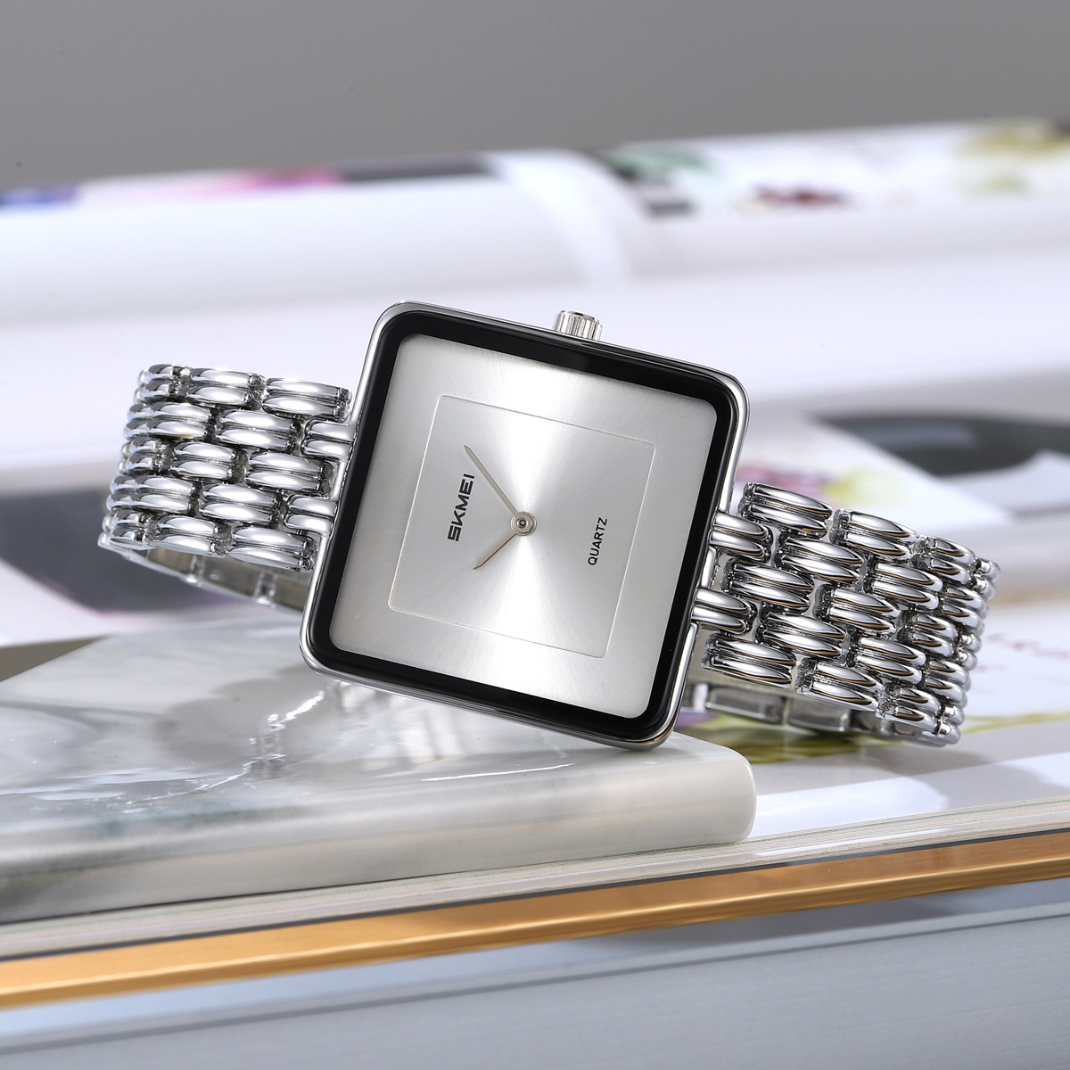 Skmei 2372 Luxury Lady Quartz Watch Customized logo Wholesale Stainless Steel Strap