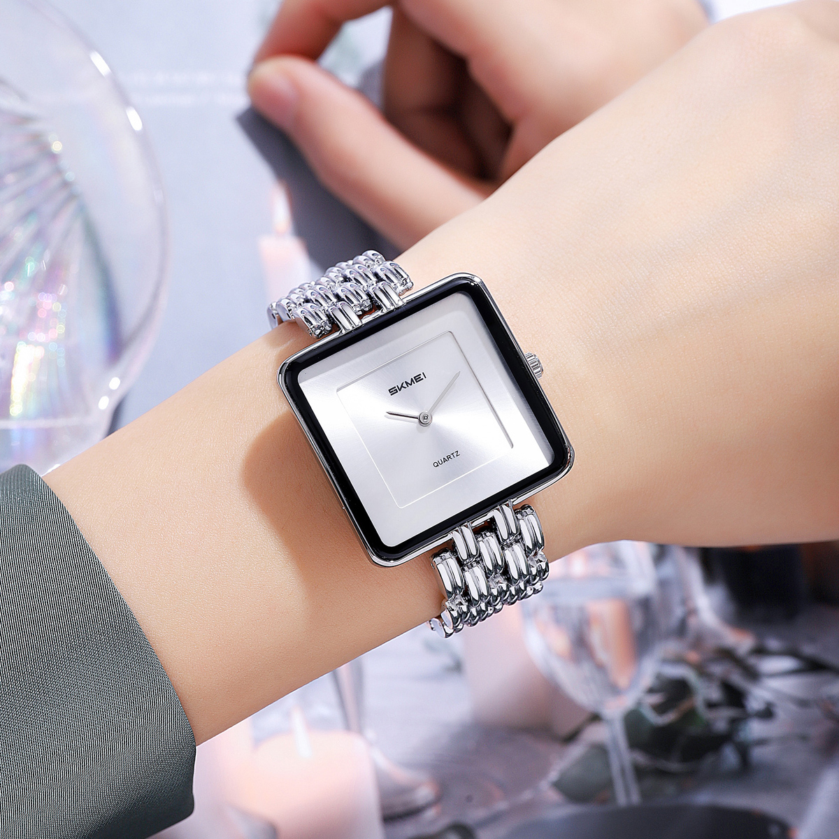 Skmei 2372 Luxury Lady Quartz Watch Customized logo Wholesale Stainless Steel Strap