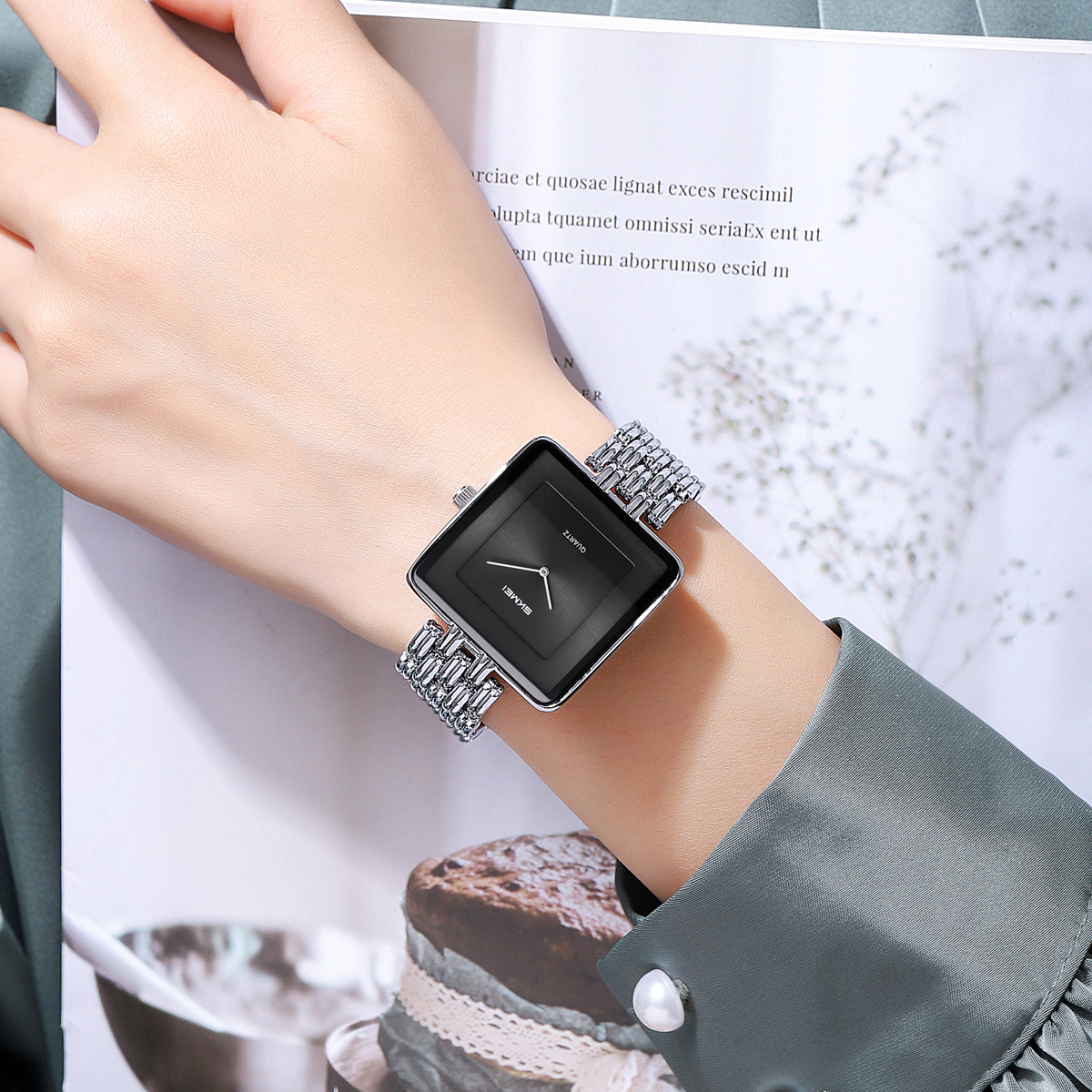 Skmei 2372 Luxury Lady Quartz Watch Customized logo Wholesale Stainless Steel Strap