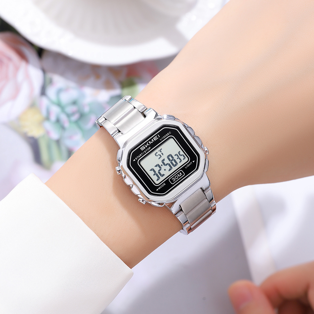 SKMEI Model 2387 Reloj Lady Digital Wrist Watch