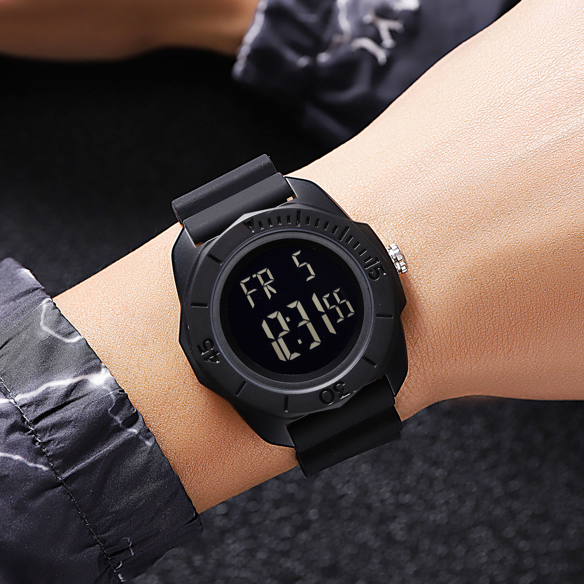 SKMEI 2394 50m Waterproof Sport Electronic Watches