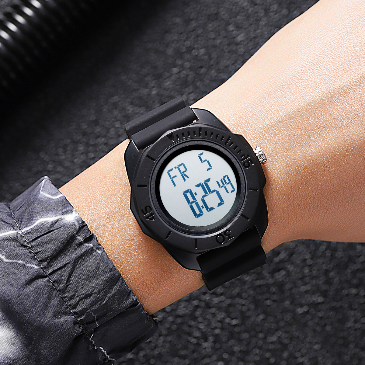 SKMEI 2394 50m Waterproof Sport Electronic Watches