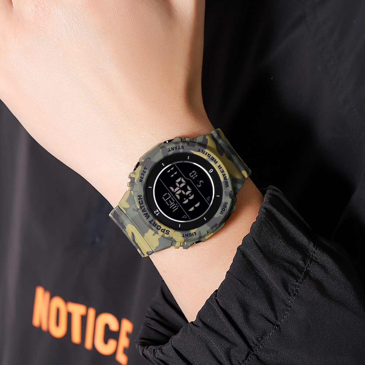 SKMEI 2400 Wholesale Mulitifunctionall Large Sports Electronic Men Digital Watch