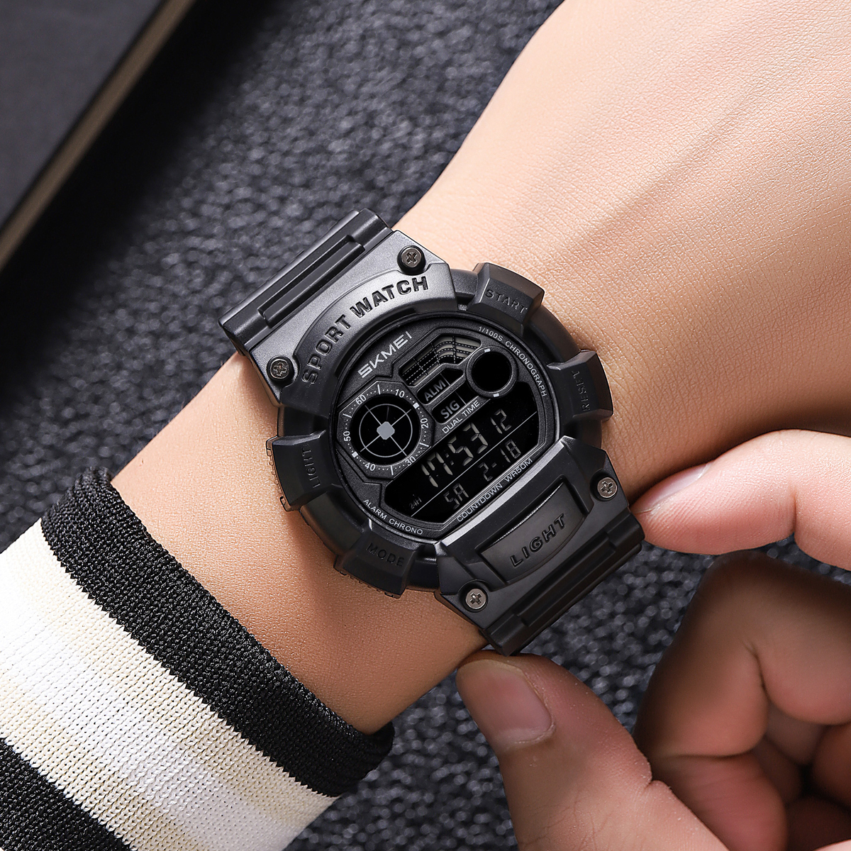 Skmei 2403 Fashion Personalized Men Digital Watch