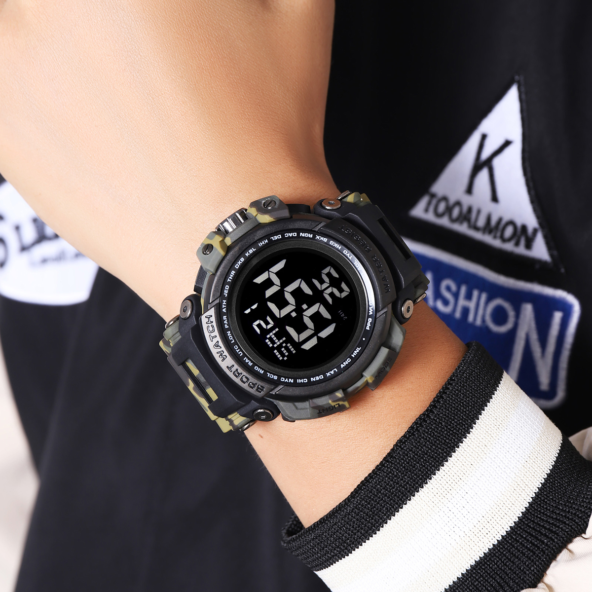 SKMEI 2422 BIG DIAL SHOCK SPORTS WATCHES MEN