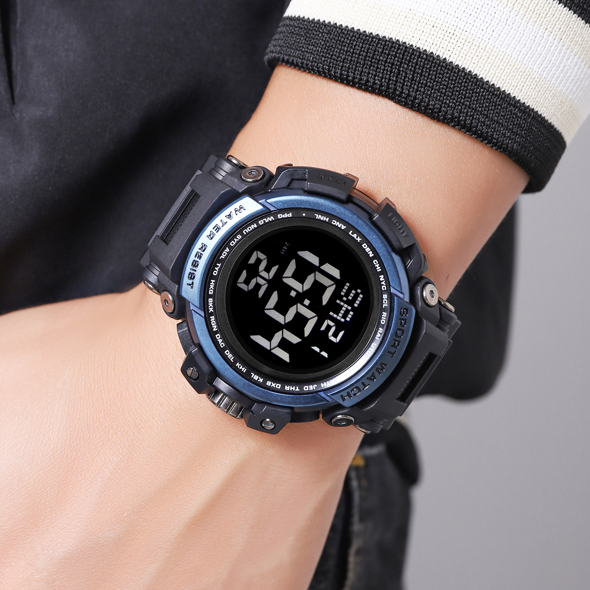 SKMEI 2422 BIG DIAL SHOCK SPORTS WATCHES MEN