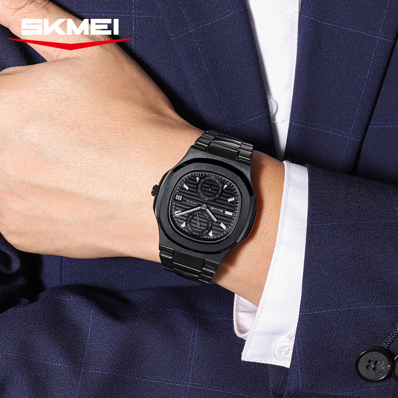 SKMEI 2423 Men's Stainless Steel Wrist Watch