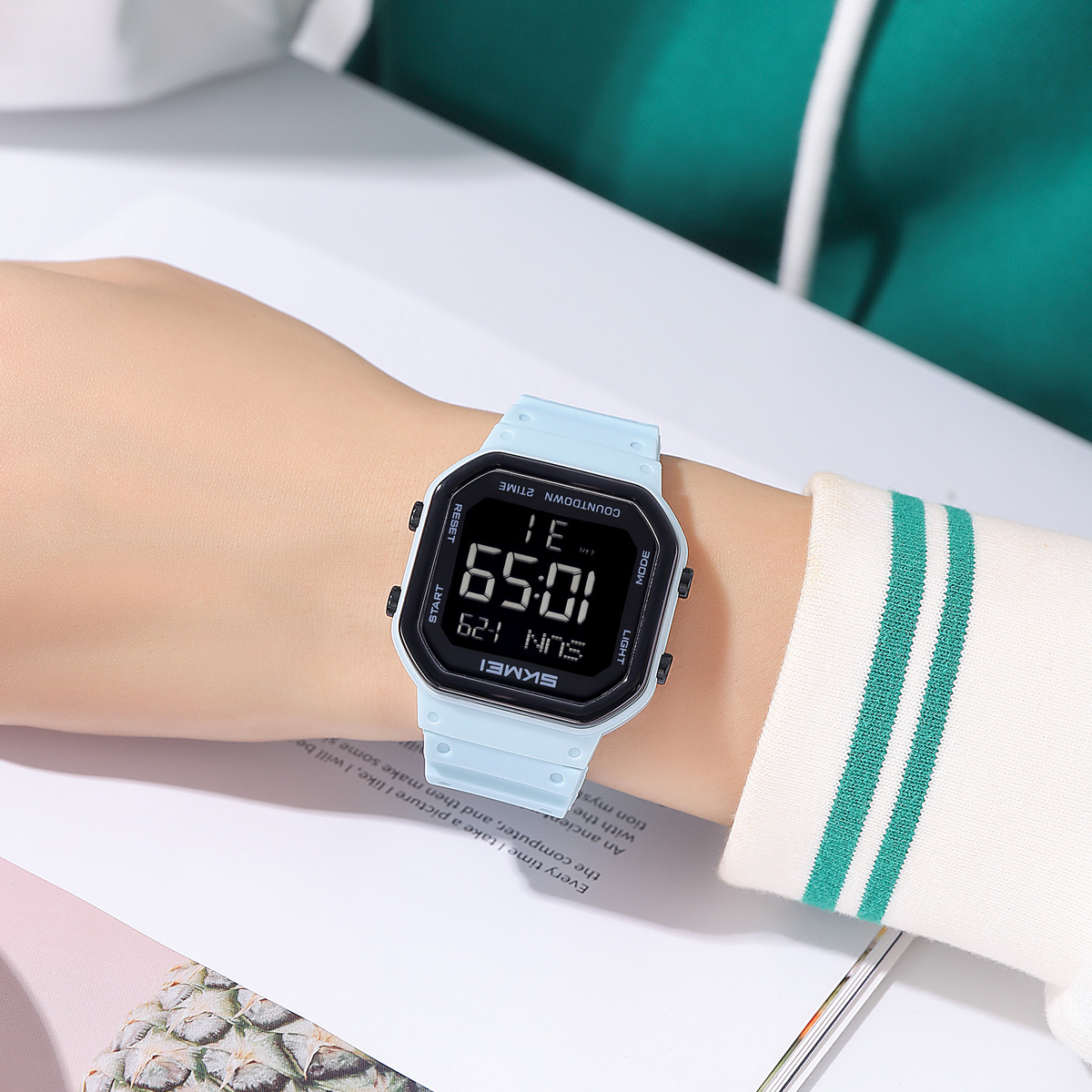 SKMEI 2439 Unisex Sport Young Styles Digital Watch