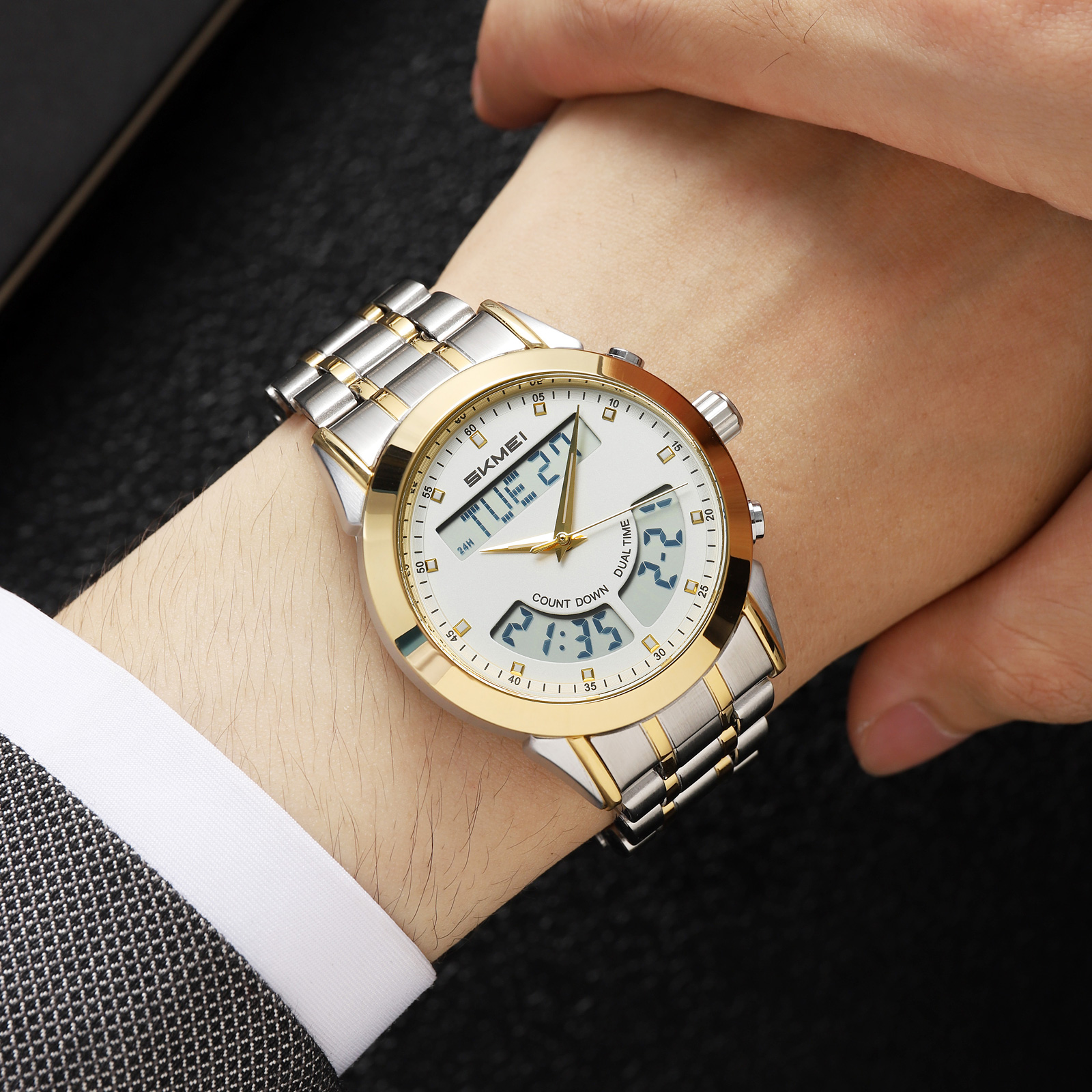 SKMEI 2445 Men's Luxury Stainless Steel Wristwatch Analog-Digital Dual Time