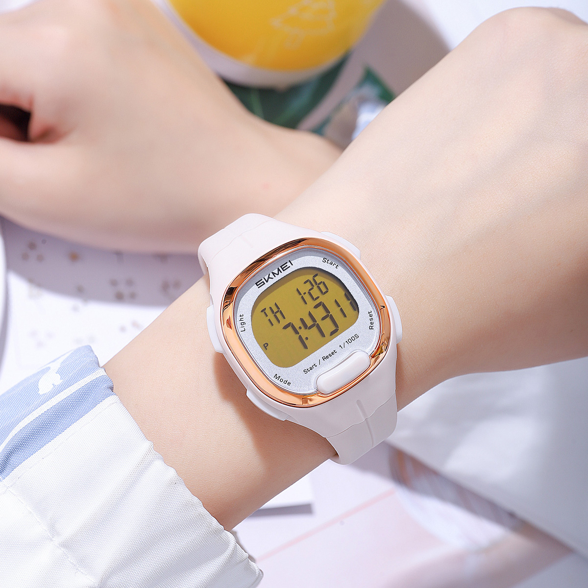 SKMEI 2457 Watches for Young girls