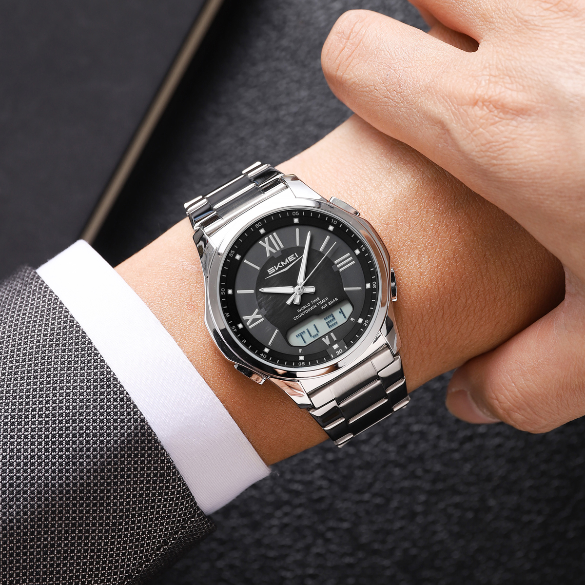 SKMEI 2459 ANGLOGUE WATCH