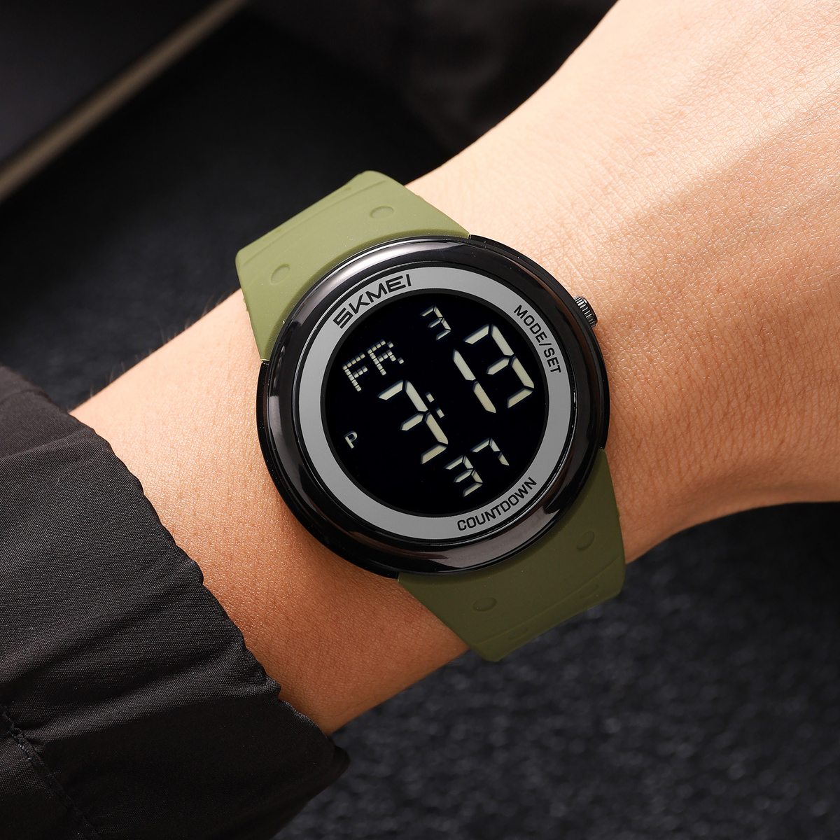 SKMEI 2462 NEW DIGITAL WATCH