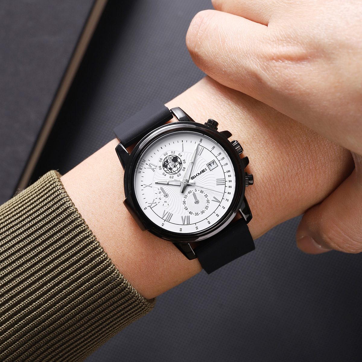 SKMEI 2468 Factory Price Classic Fashion Watch