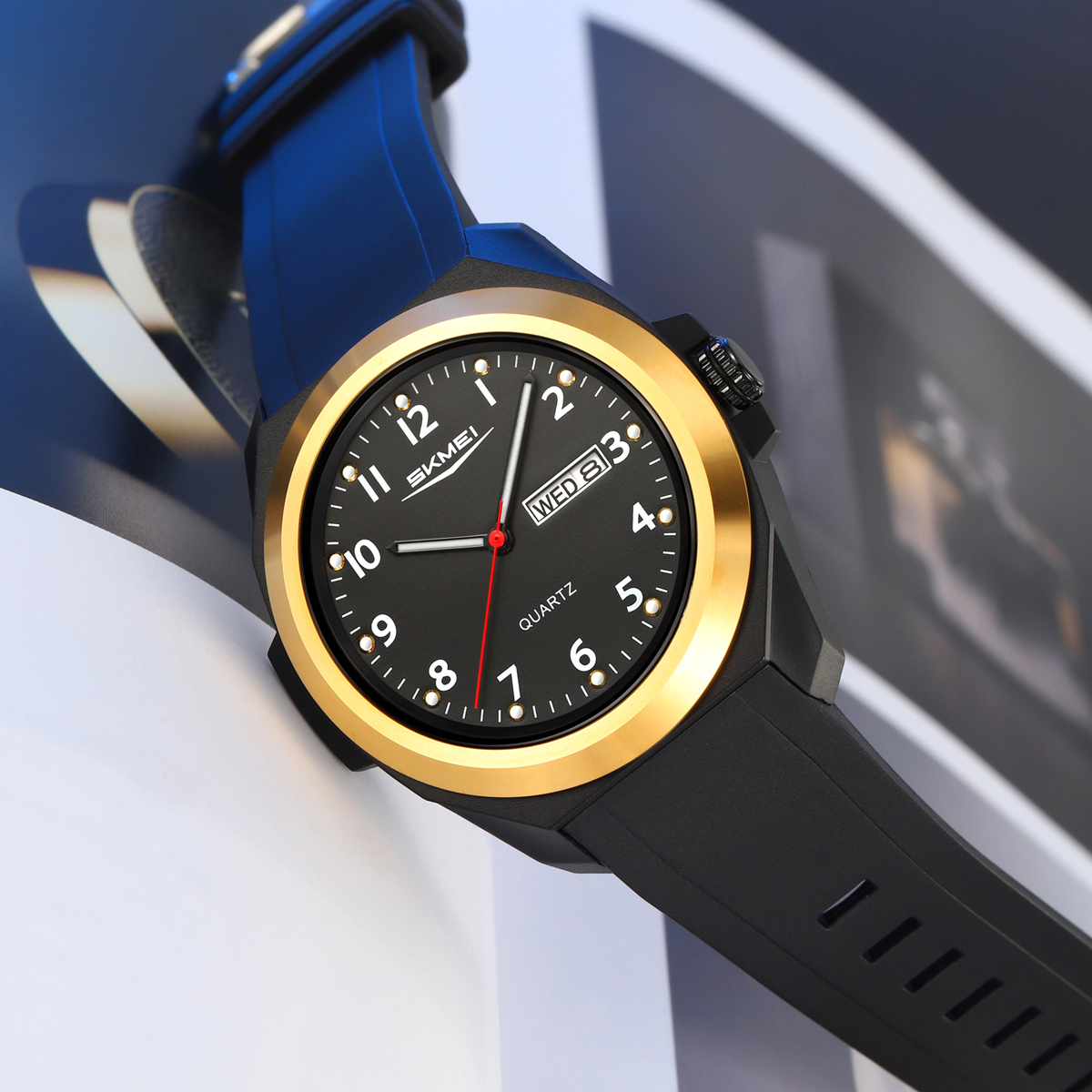 SKMEI 2472 Men's Sport Quartz Watch