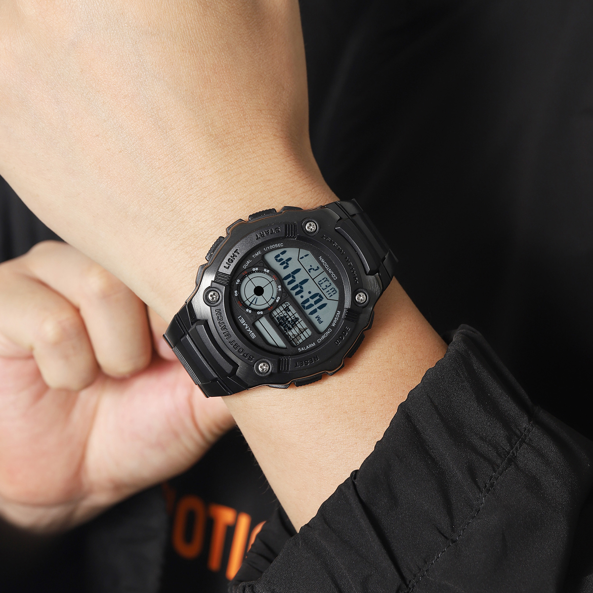 SKMEI 2473 Luxury Business Mens Digital Watch Fashion Electronic