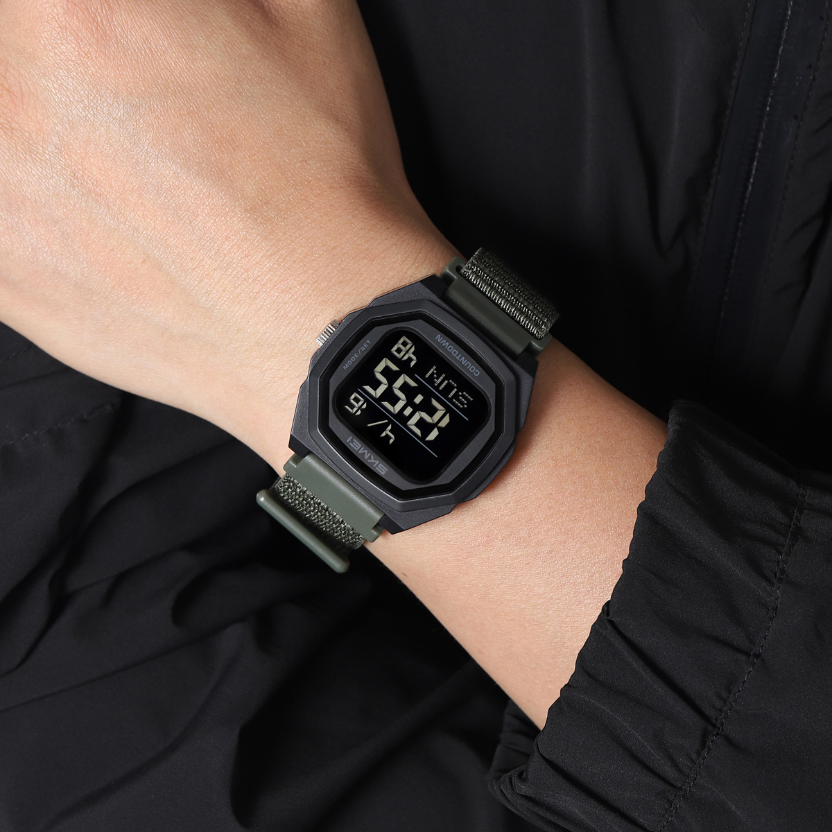 New Arrival Skmei 2495 Sport Digital Watch Waterproof 