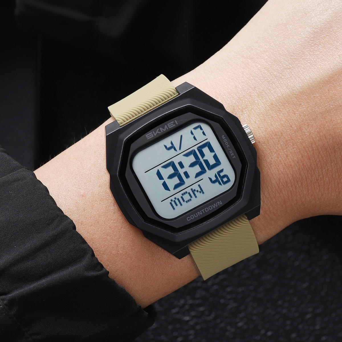 New Arrival Skmei 2495 Sport Digital Watch Waterproof 