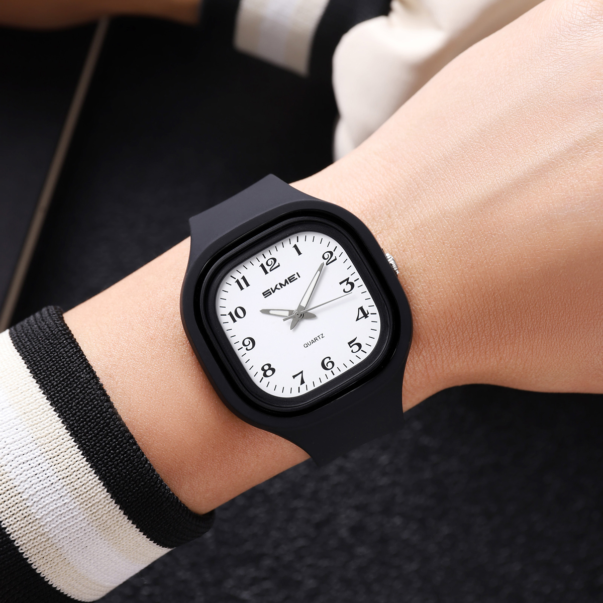 SKMEI 2501 Fashion new product simple casual watch